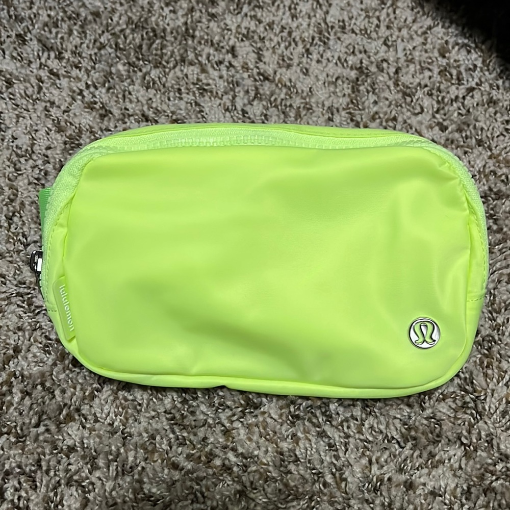 Lululemon Belt Bag in the color Faded Zap